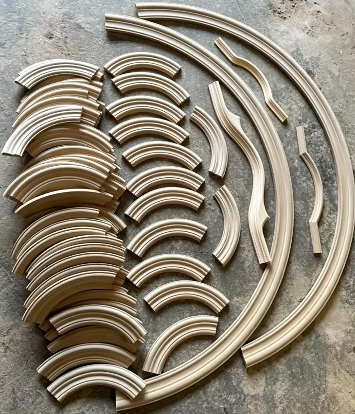Curved decorative wood moulding profiles